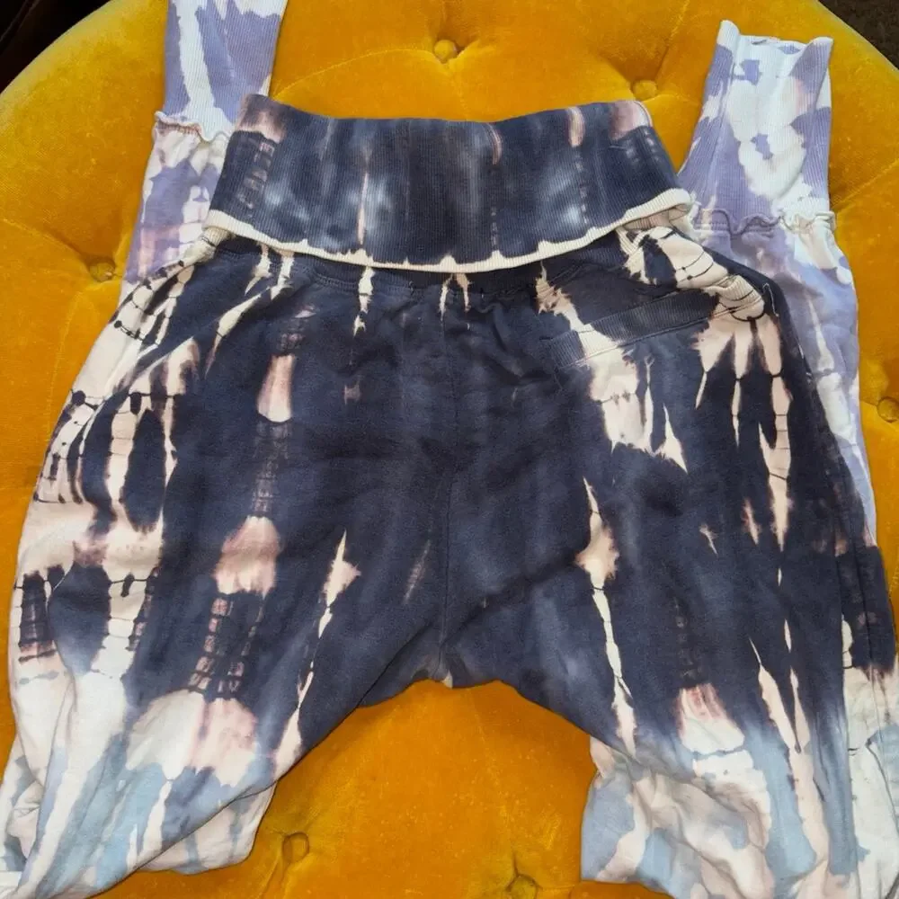 Young Fabulous & Broke Tie Dye Jogger Pants Size Medium Blue Purple Lounge